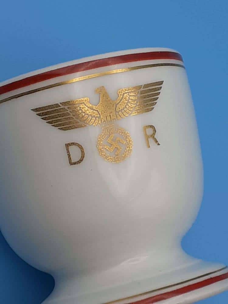 Nymphenburg Porcelain Eggcup from Hermann Göring’s Communication and Situation Wagon 10 ‘253’ - Image 4