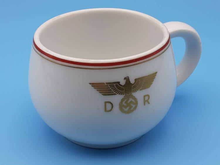Nymphenburg Porcelain Teacup from Adolf Hitler`s VIP Dining Wagon 10 ‘244’ - Image 2