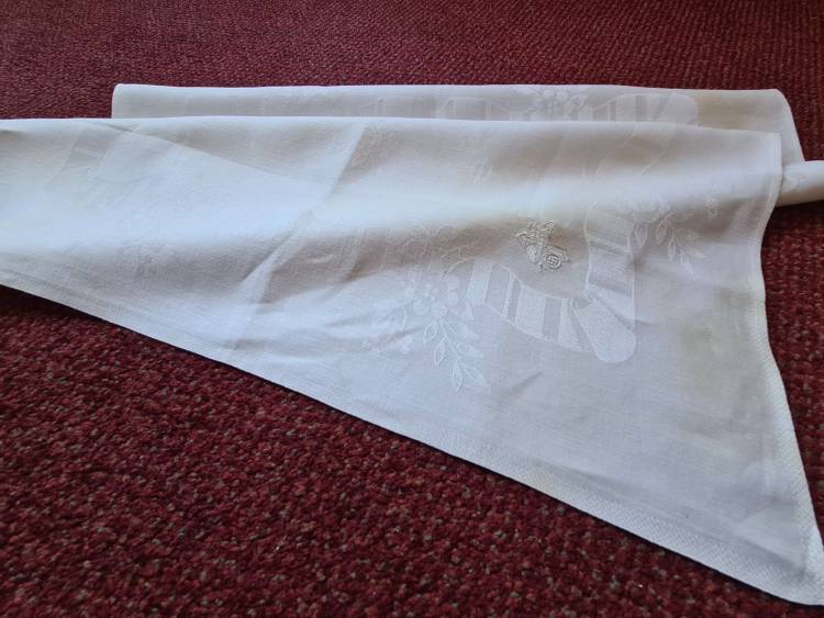 Adolf Hitler Floral & Ribbon Pattern Formal Napkin from The Berghof - Image 2
