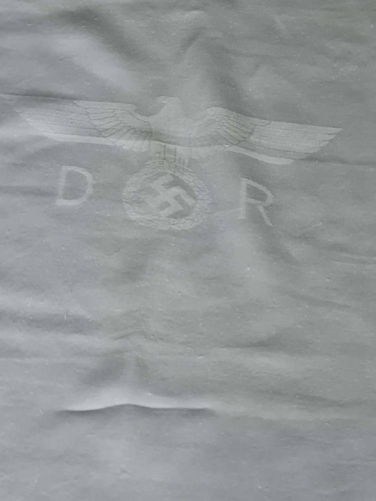 Informal Linen Tablecloth from Hermann Göring’s Family Wagon 10 ‘205’ - Image 5