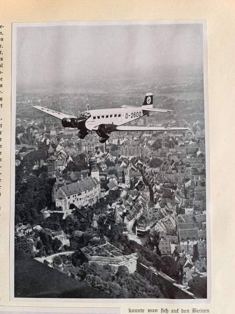 Adolf Hitler Cigarette Card Photo Book with Rare Original Dust Jacket. - Image 19