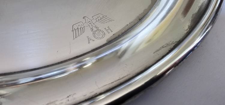 Adolf Hitler, Large Informal Oval Serving Tray from the Berghof - Image 7