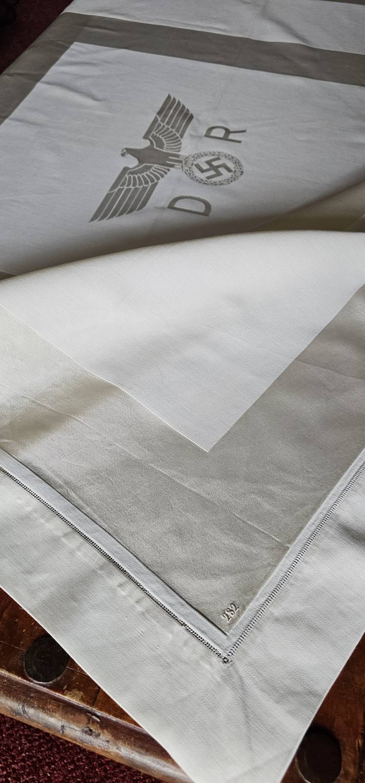 Historically Rare, Third Reich, Deutsche Reichsbahn, Formal Tablecloth, from Adolf Hitler`s 50th Birthday glass observation wagon 10 282. - Image 18